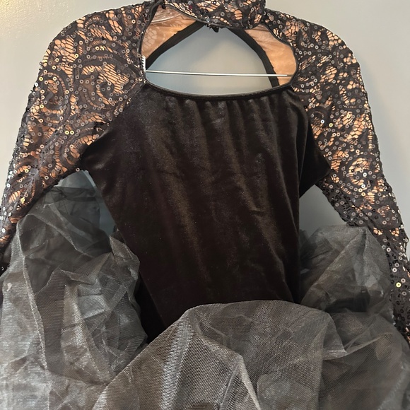 Revolution Gorgeous Black Tutu Costume - Picture 4 of 8